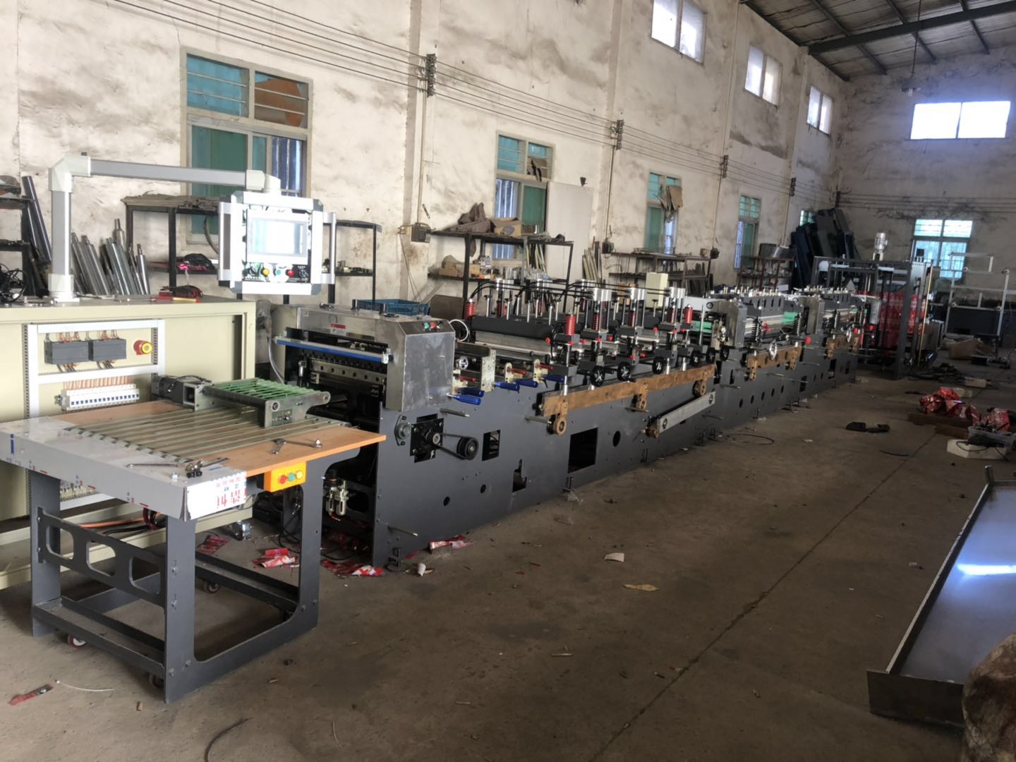 500 Three side sealing with zipper bag making machine