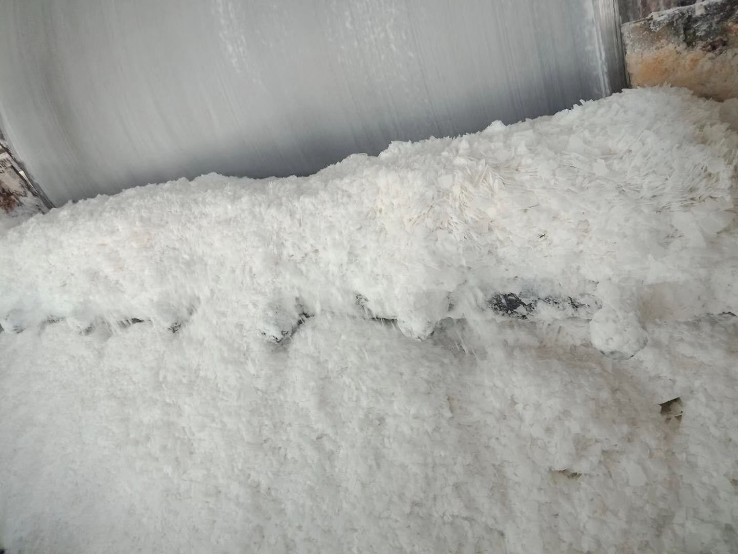 99 caustic soda flakes from China manufacture