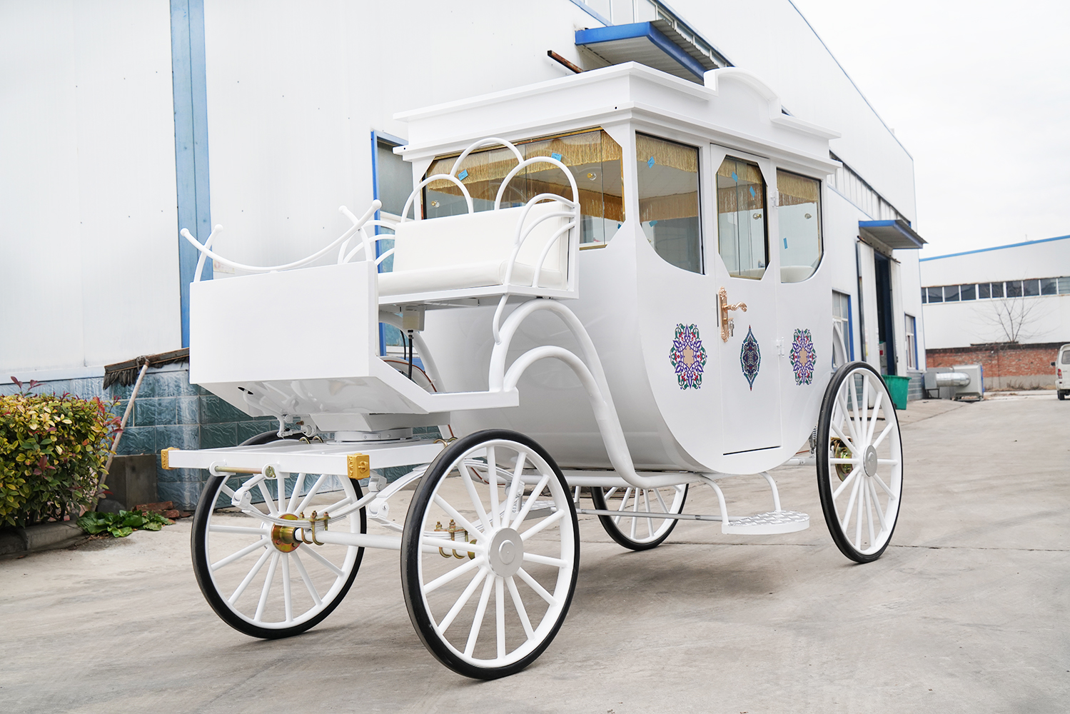Double Row Visiting Horse Drawn Wagon for Sale