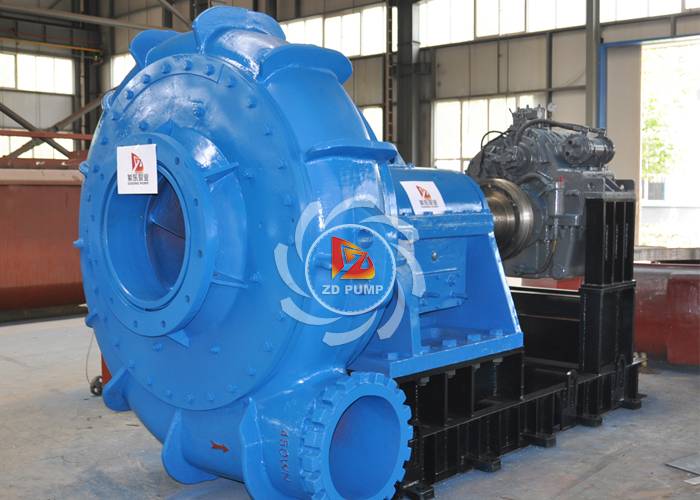 Abrasion resistant centrifugal dredge sludge pump used in suction river sand