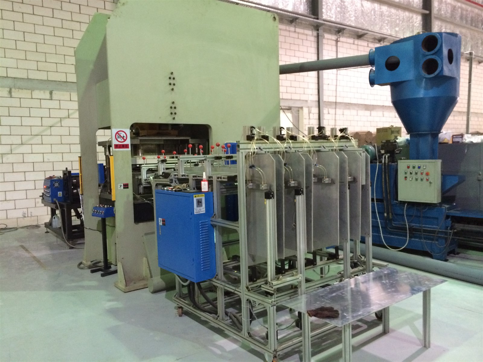 aluminium foil container and making machine mould