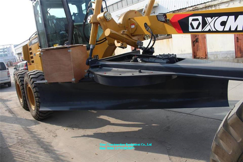 XCMG Operating Weight 7000kg Motor Grader GR100