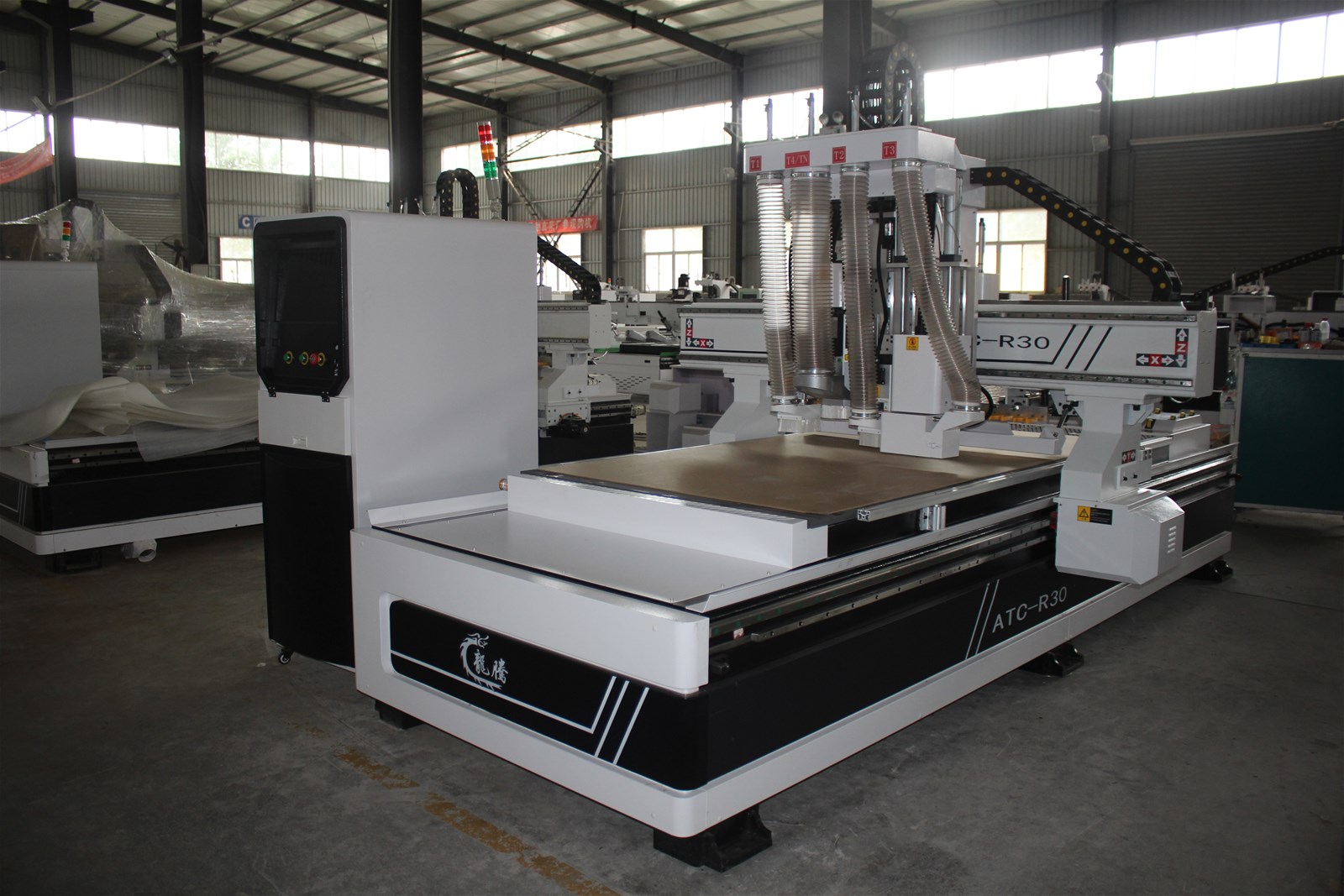 Linear atc wood cnc router machine with Saw blade R30
