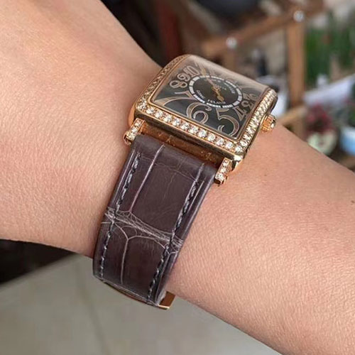 Branded watch alligator watch strap one piece can be customized