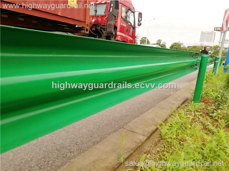 Crash Barrier for Highway Use meeting AASHTO M180
