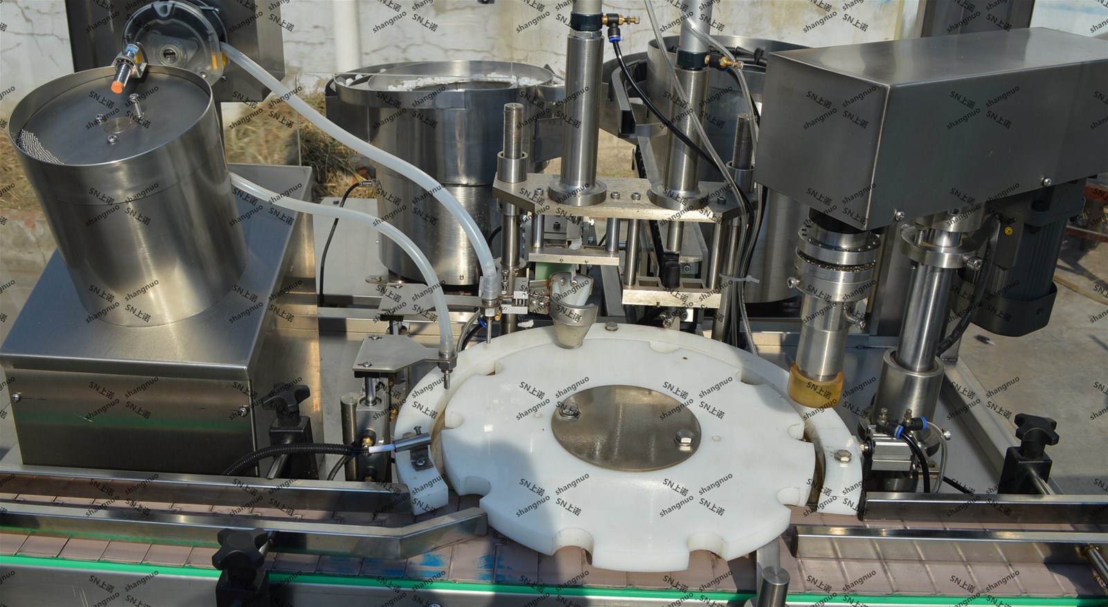Liquid Filling Machine Bottle Filling Machine with 246810 Heads