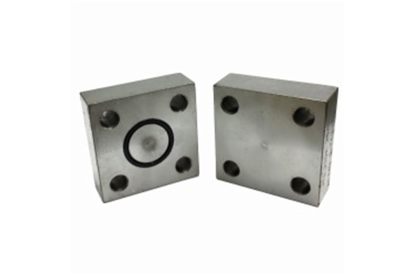 SQUARE FLANGE DINGYANG Made In China