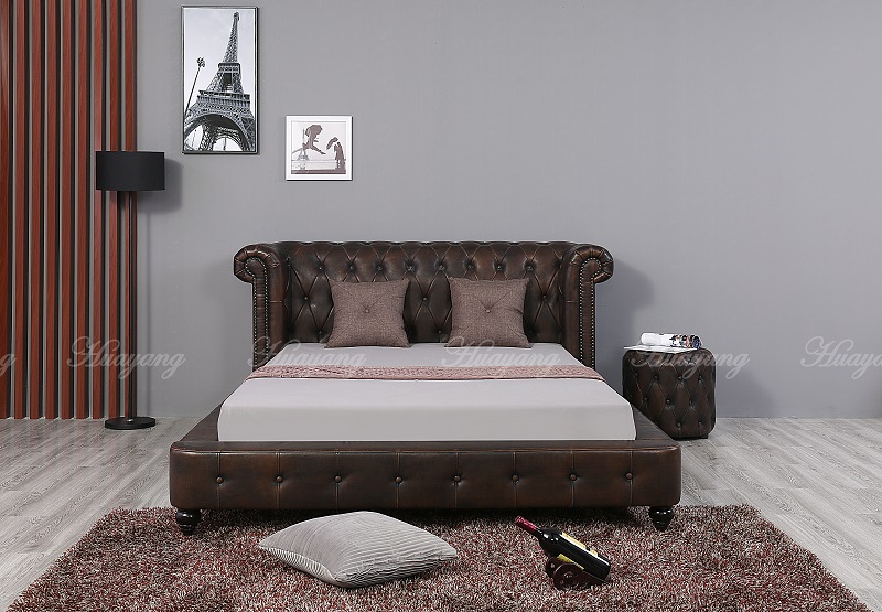 Vintage Buttons Leather Bedroom Furniture