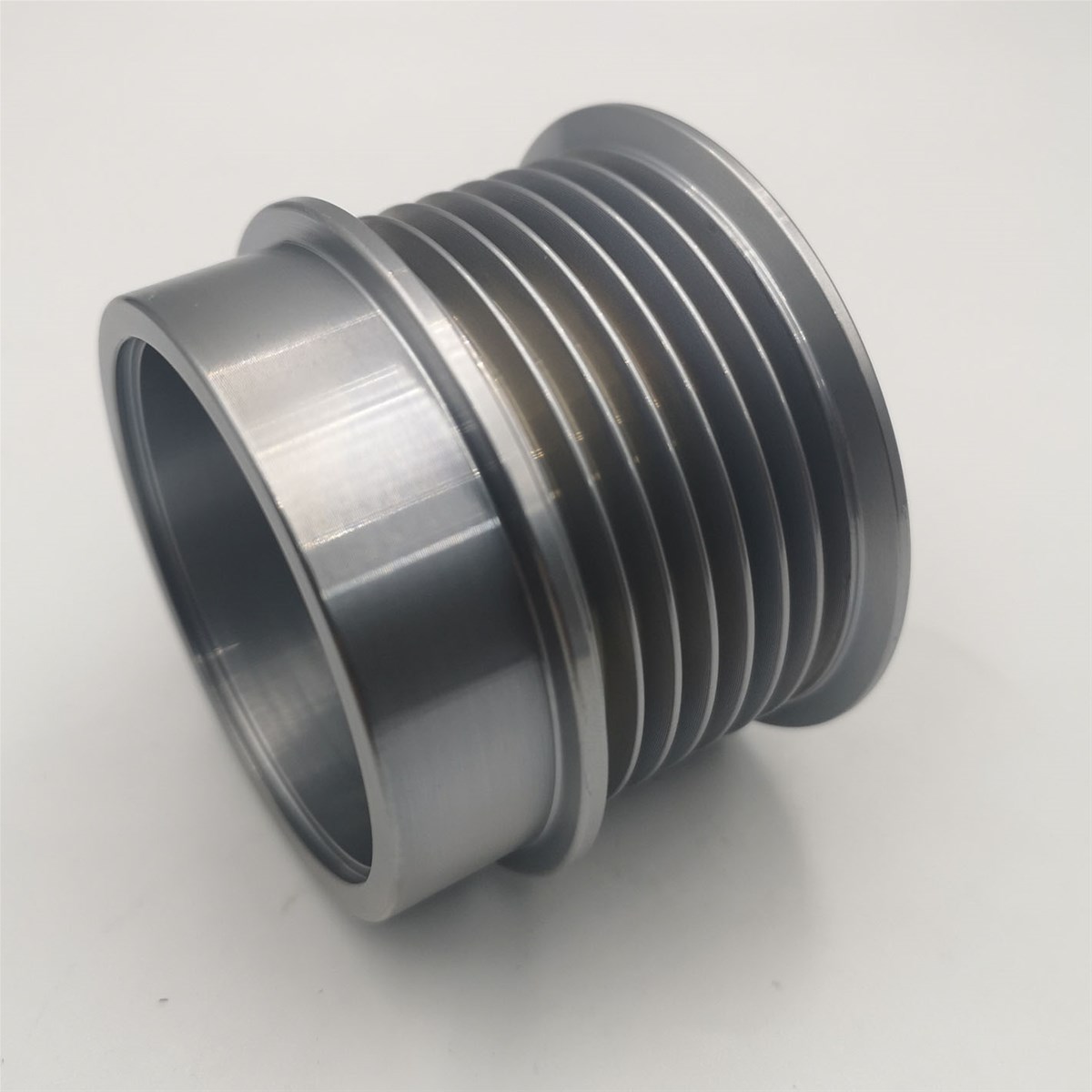Overrunning alternator clutch pulleySupreme Quality