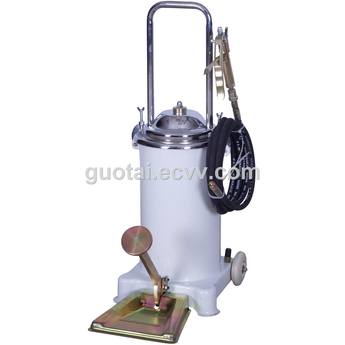 Wheeled manual grease lubricator pedal pump 12L