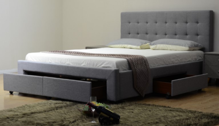 Classic Platform Bed With Drawers