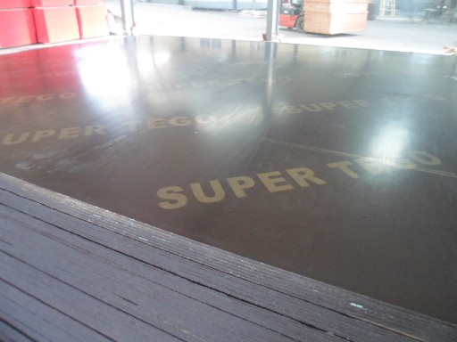 Brownblack film faced plywood for shuttering