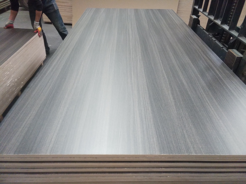 Solidwood grainmatthigh gloss melamine paper laminated plywood for