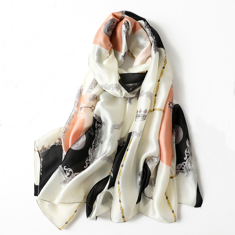 Factory hot selling female sex silk scarf stylish chain print soft long ladies chiffon scarf