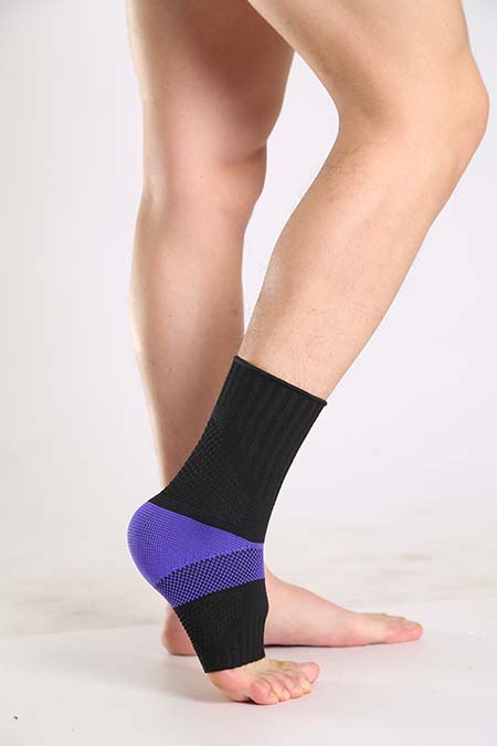 Amazon good sales Breathable Neoprene Ankle Support Sleeve