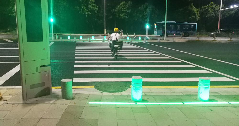 Luminous Zebra Crossing Intelligent Zebra Crossing