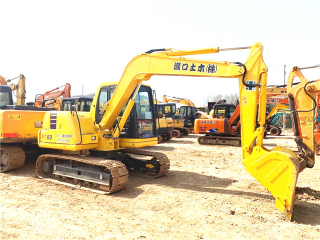 6Ton Used Komatsu PC607 Excavator For Sale