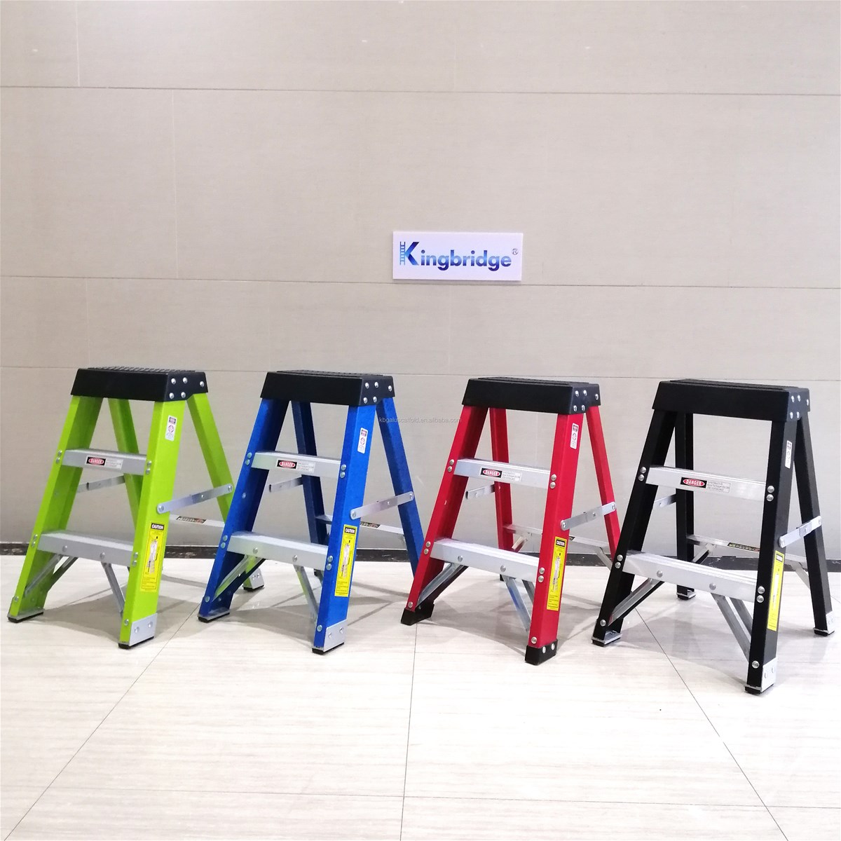 Insulated Fiberglass step stool baby ladder with plastic top