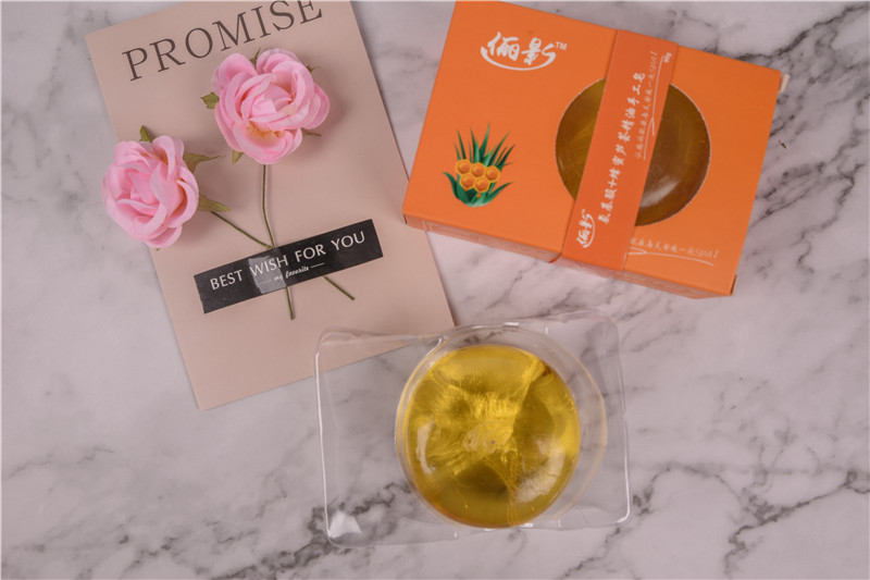 Amino AcidAloe Vera and honey bee Essential Oil Soap