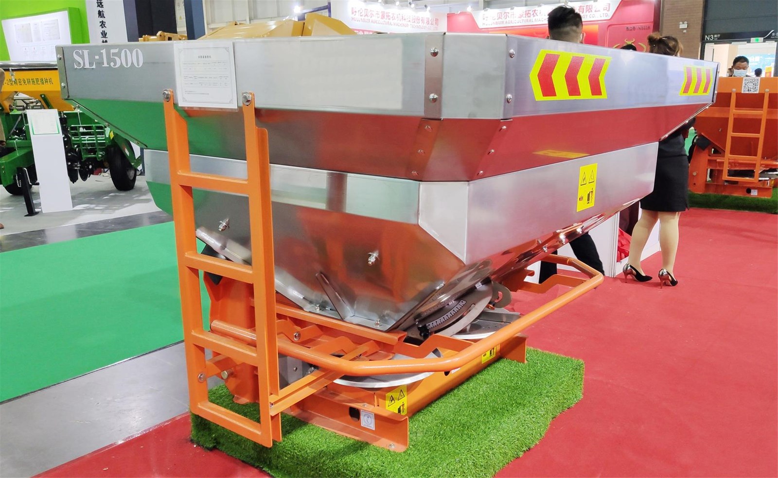 Agricultural Double Disks Fertilizer Spreader Machine