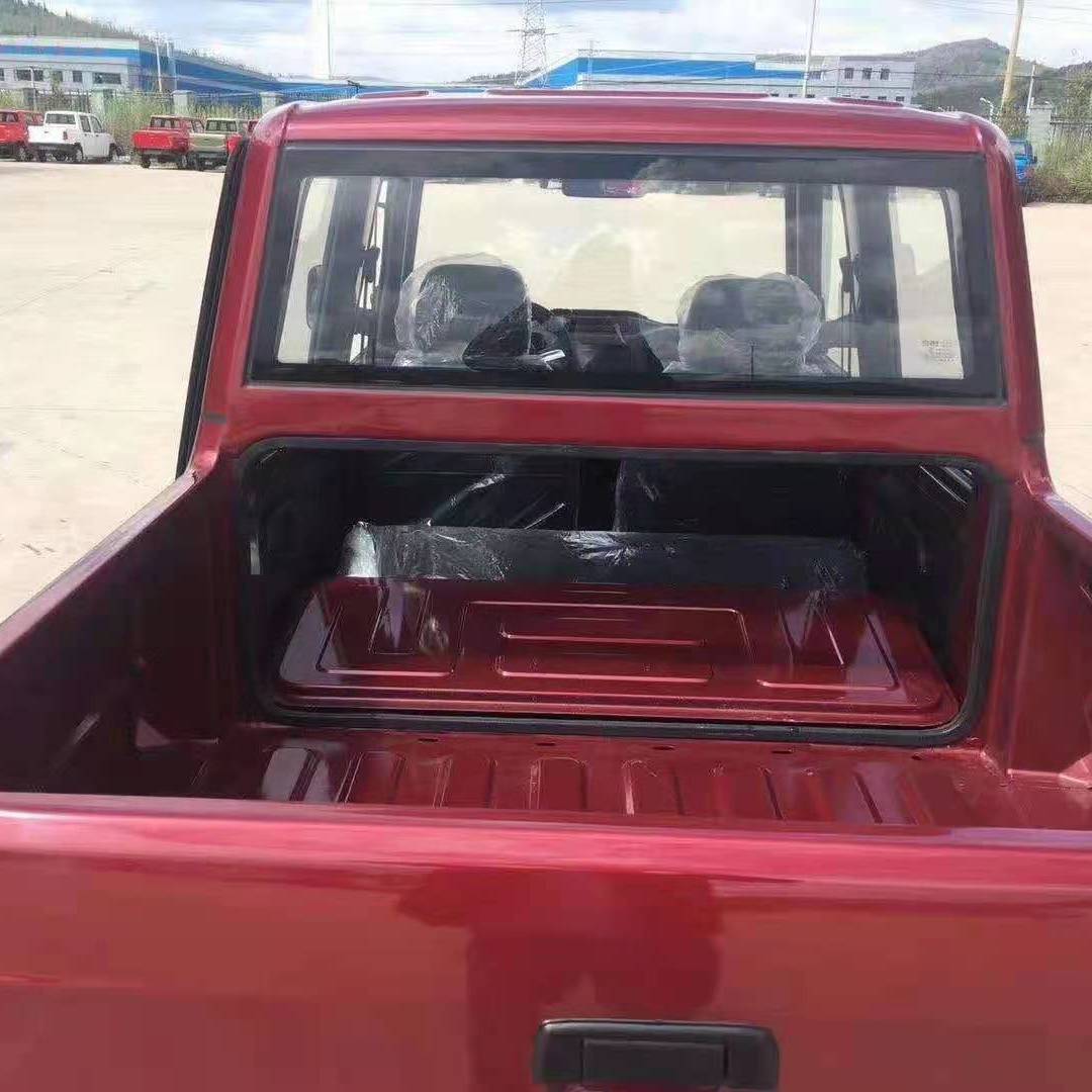 New energy pickup electric vehicle