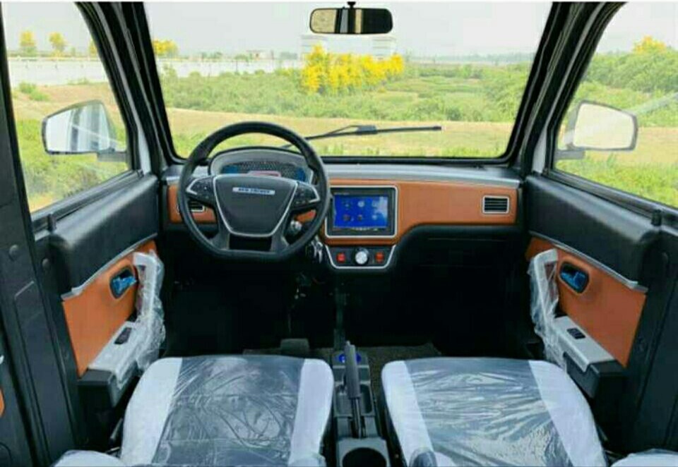 New Energy Luxury Jeep Electric Vehicle