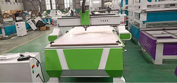 Factory supply 3d 1325 CNC wood routerWood cutting carving machine for solidwoodMDFaluminumalucobondPVC