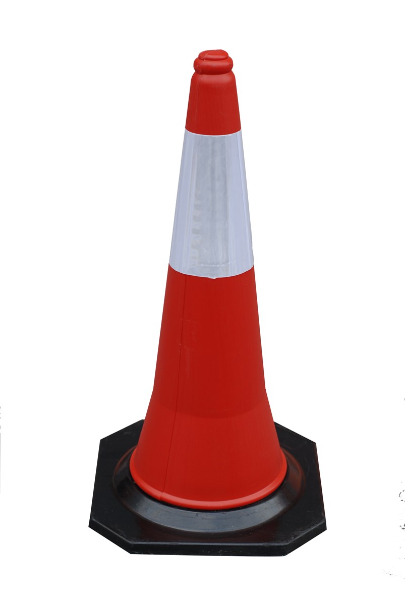 Saudi Standard 75cm Road Work Safety Cone Reflective Safety Warning Barricade Cone
