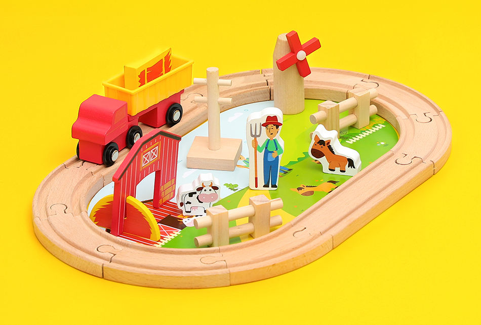 Wooden little train farm track set toy boy with blocks