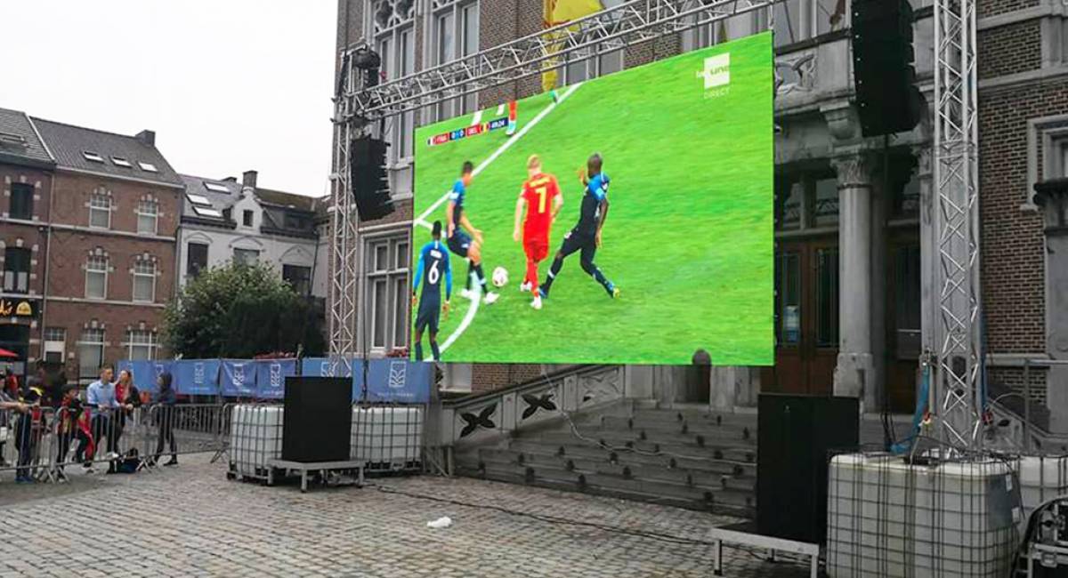 What is the advantage of LED display compared to the traditional lighting device