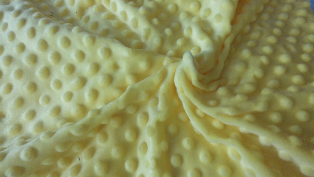 100 Polyester Embossed Bubble Double Side Fleece Flannel Knitting Garment Fabric