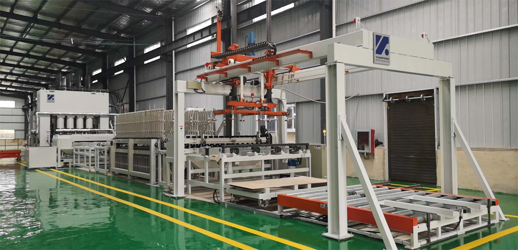 Automatic laminate flooring production line laminating hot press machine