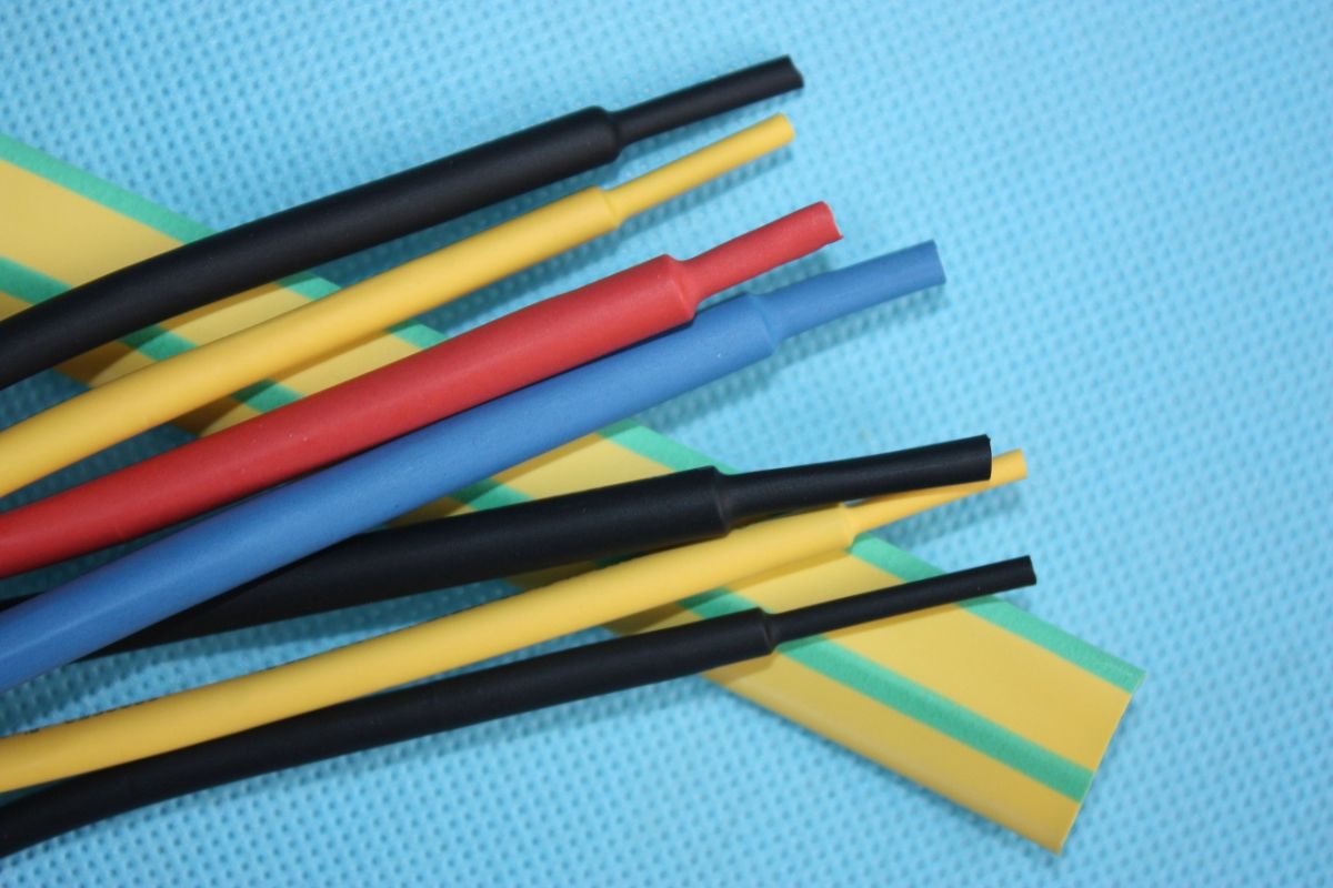Wholesale PE electric wire insulation sleeve flexible halogen free heat shrinkable tubing heat shrink tube