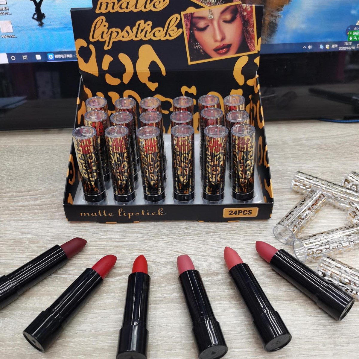 Hot Selling Wholesaler Lipstick Beauty Makeup Cosmetic China Supplier