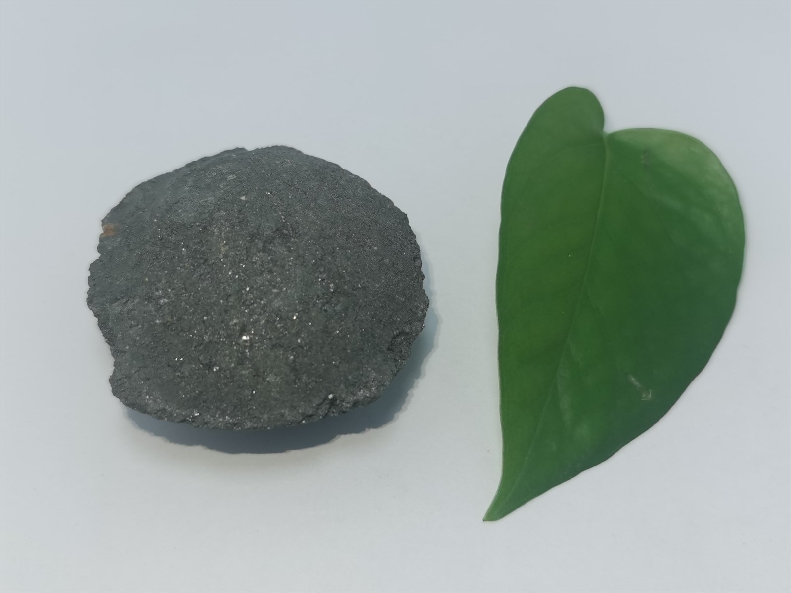 high carbon silicon briquette silicon carbon alloy