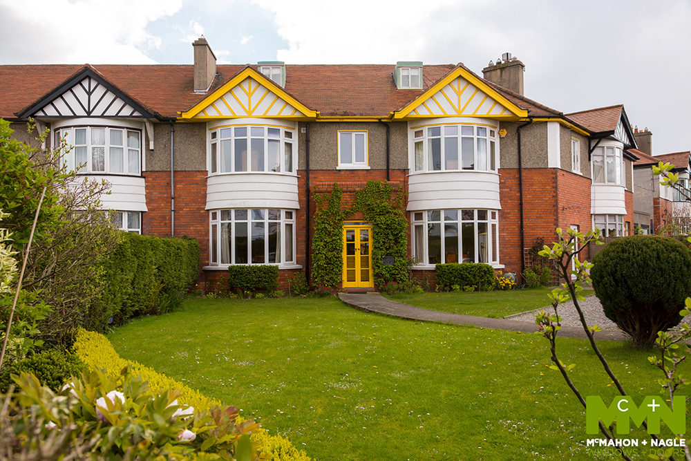 Australia Standard PVC Top Hung Glass Waterproof Awning Window Swing Plastic Frame Awning Window