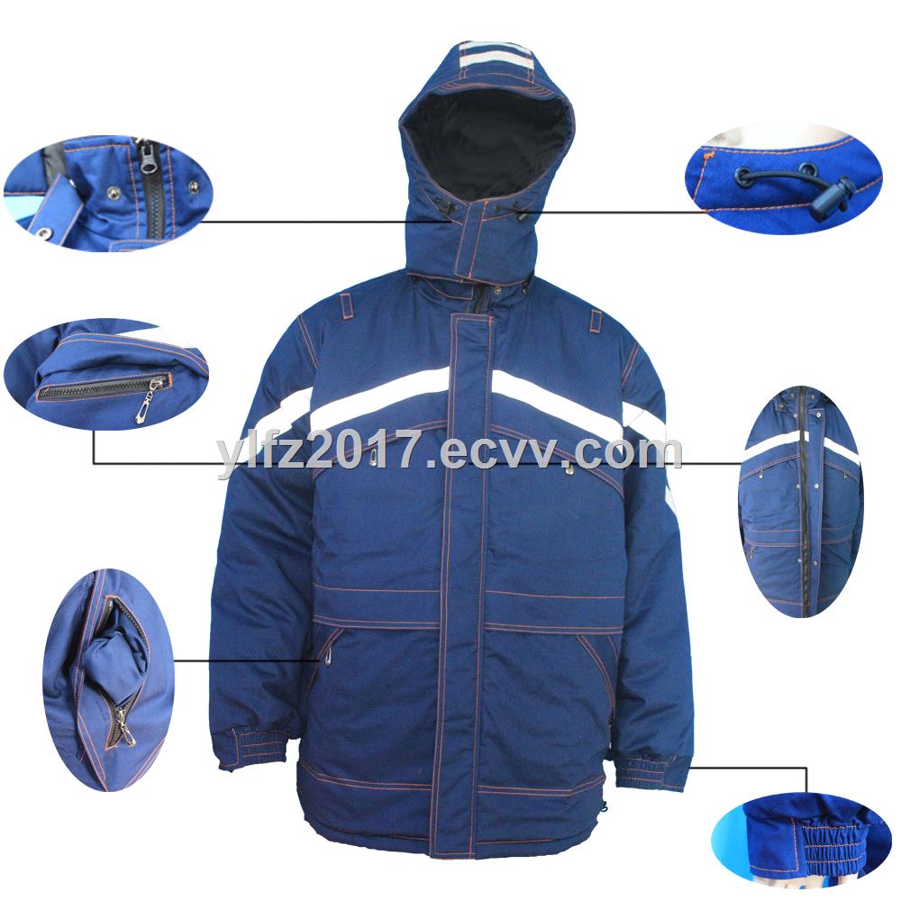 Thicken flameretardant workers overalls in winter to resist wind and cold