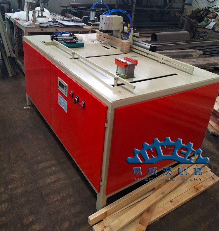 Auto Wood Pallet Block Cutting Machine