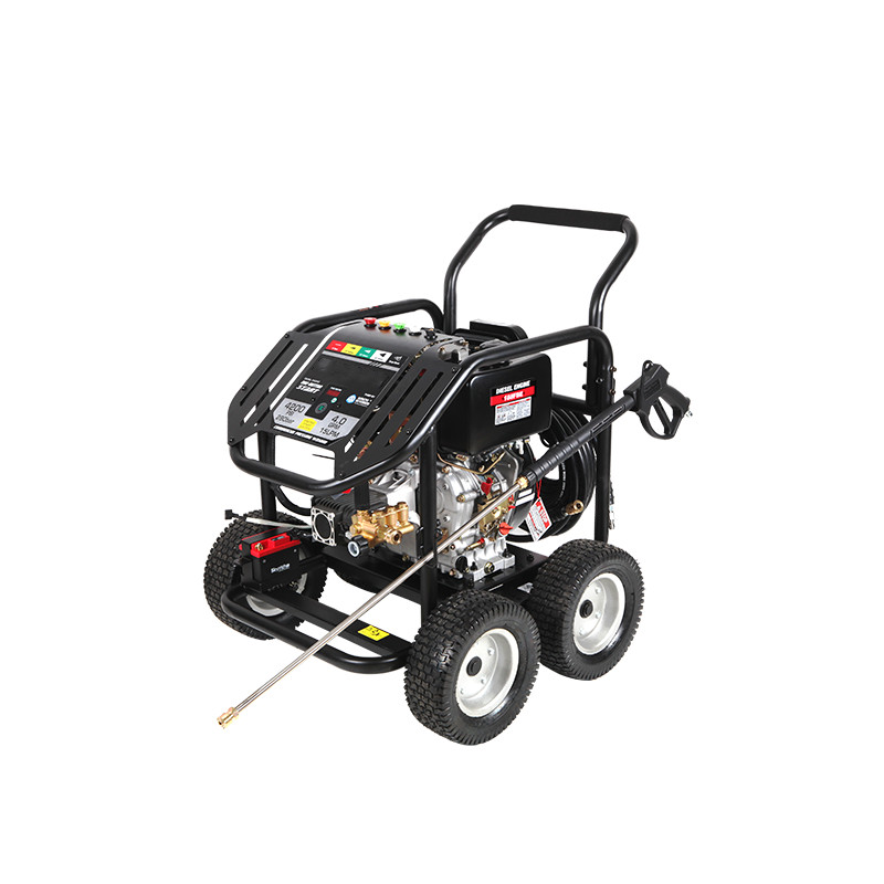 Engine driven high pressure washer