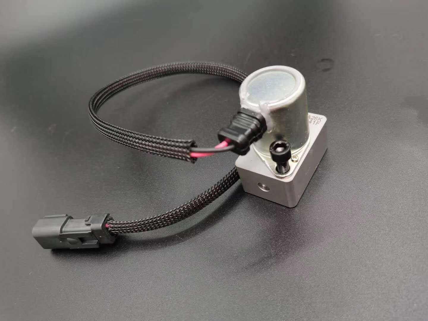 High Quality Excavator Electric Parts Main Pump Solenoid Valve 7022157400 7022157500 for PC2007 PC2008