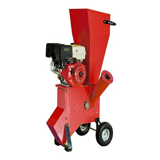 Chipper Shredder powered by gasoline or diesel engines