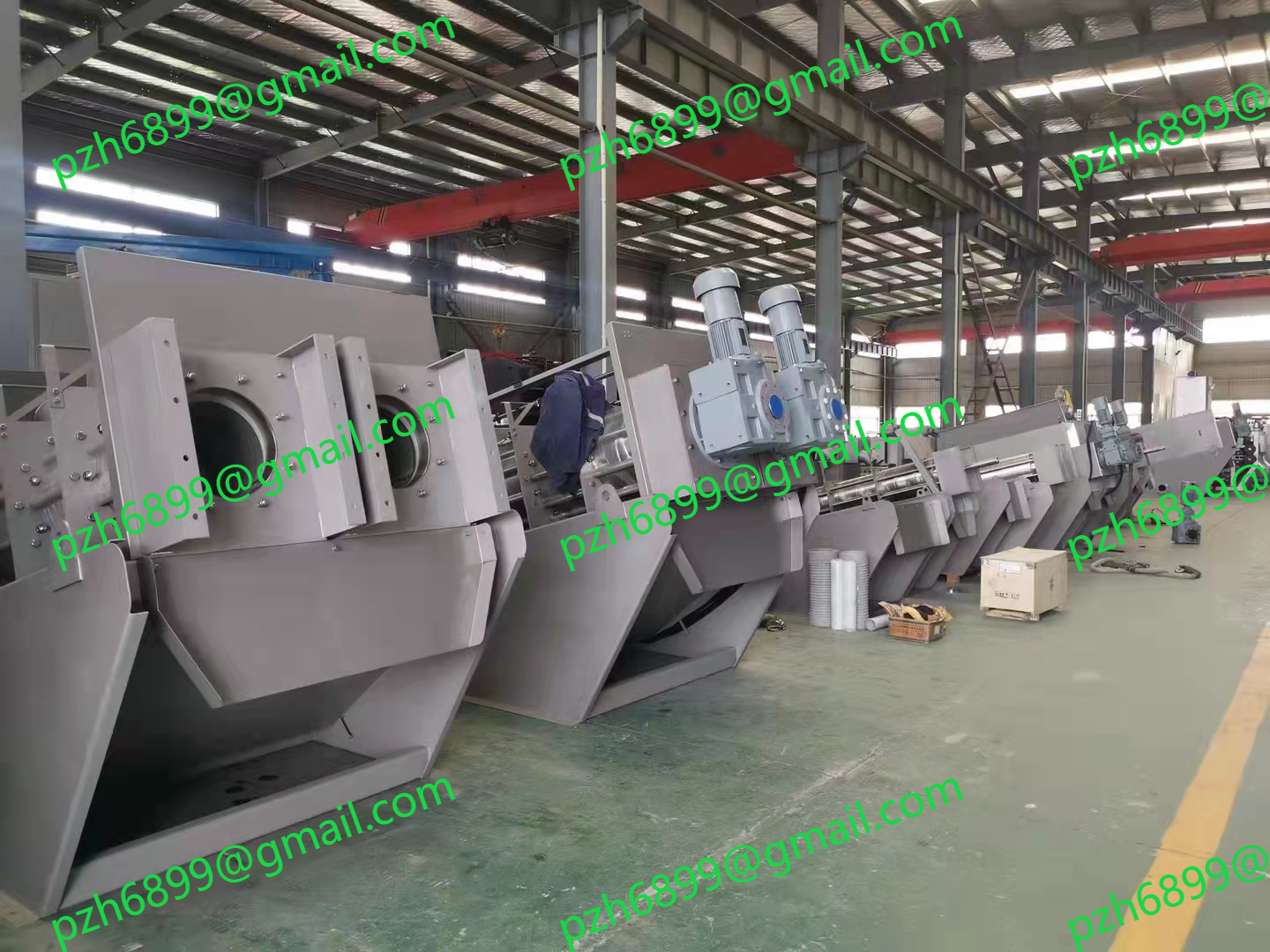 screw press sludge dewatering machine