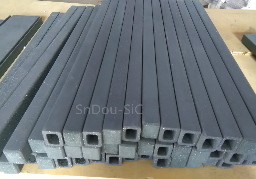 RSIC beam SiC support props as kiln furniture by recrystallized silicon carbide ceramics in China sndou