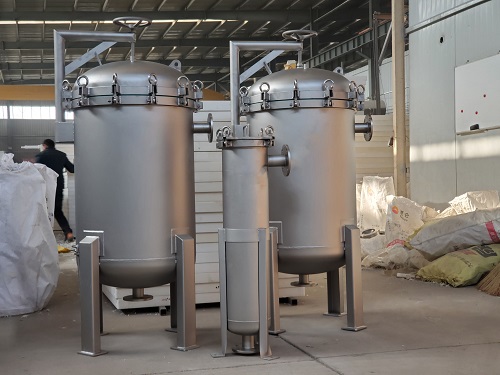 Multi bag liquid filter Optional rocker multi bag filter Available in 2 to 24 bags Multi bag liquid filter Optional rocker multi bag filter Available in 2 to 24 bags