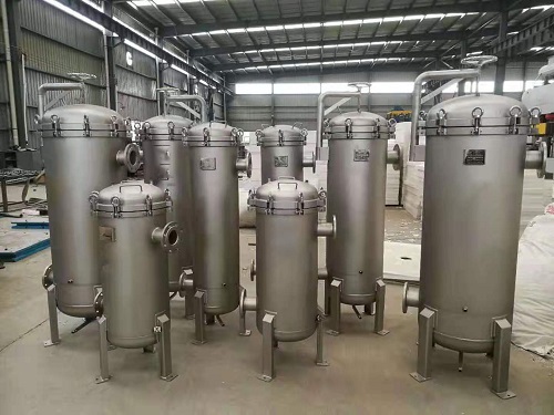 Multi bag liquid filter Optional rocker multi bag filter Available in 2 to 24 bags Multi bag liquid filter Optional rocker multi bag filter Available in 2 to 24 bags