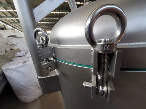 Multi bag liquid filter Optional rocker multi bag filter Available in 2 to 24 bags Multi bag liquid filter Optional rocker multi bag filter Available in 2 to 24 bags