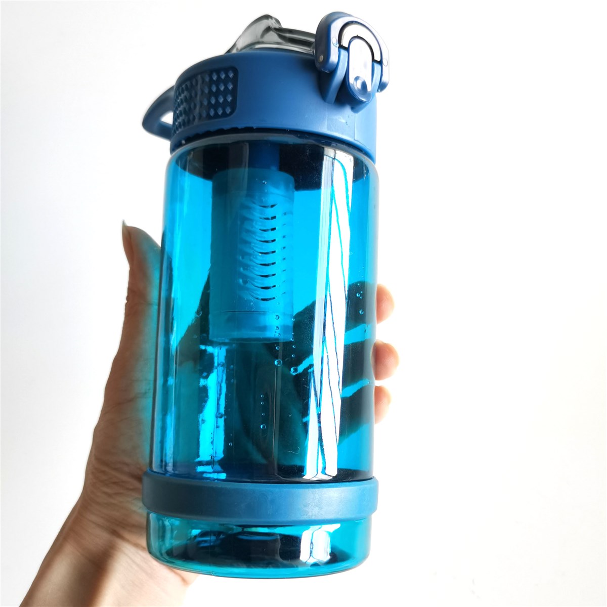 Improved taste sports camping water bottle BPAfree nano filter