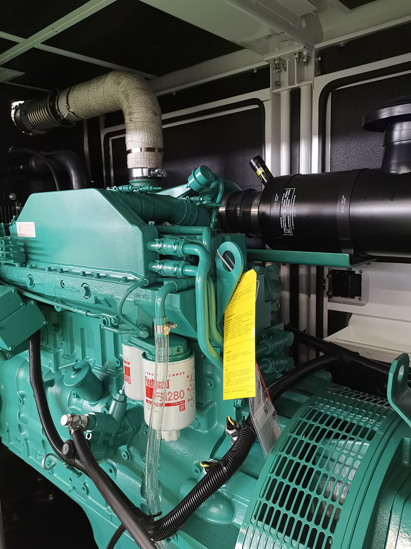 brand new 200KVA 160KW diesel generator powered by Cummins engine 6CTAA83G2 silent type automatic start