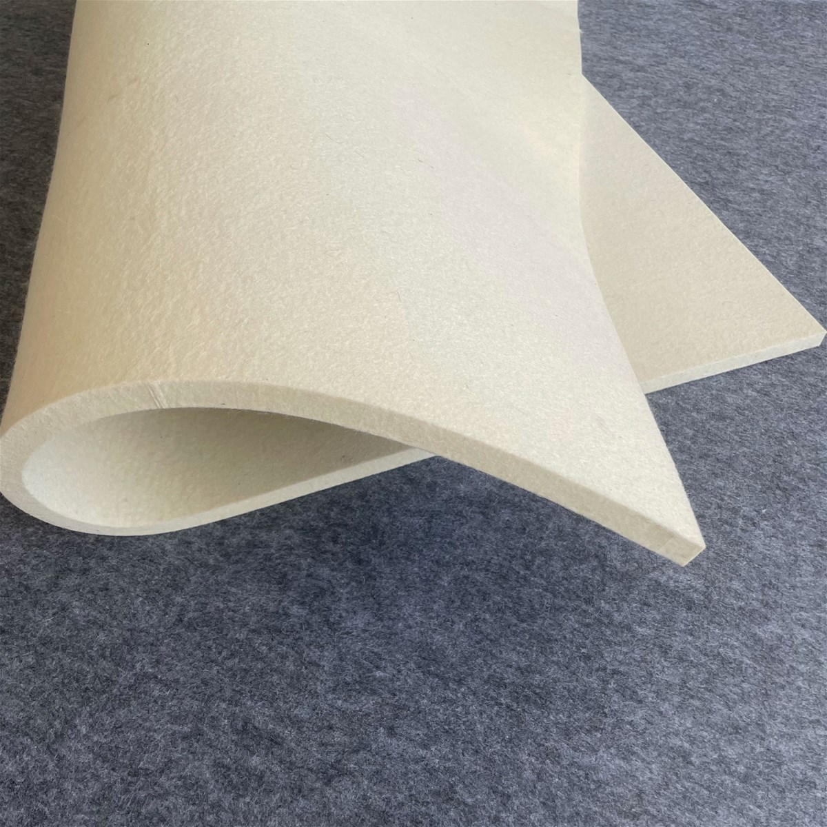 Factory Price Wholesale white Premium Thick Hard Pressed Wool Felt sheets