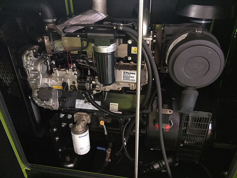 80KVA UK Perkins Diesel Generator silent Powered by 1104C44TAG1 with ATS 3 phase